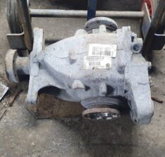 7528314-03/EAD16T  3,73     BMW 5 E60-E61  TAGA TIFFER        VAIKE LABISOIT